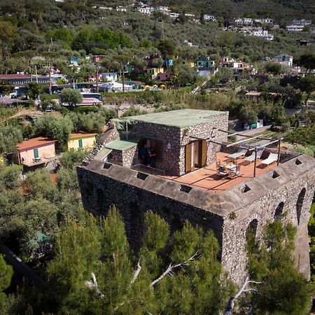 Camping Villaggio Nettuno Nerano Buitenkant foto