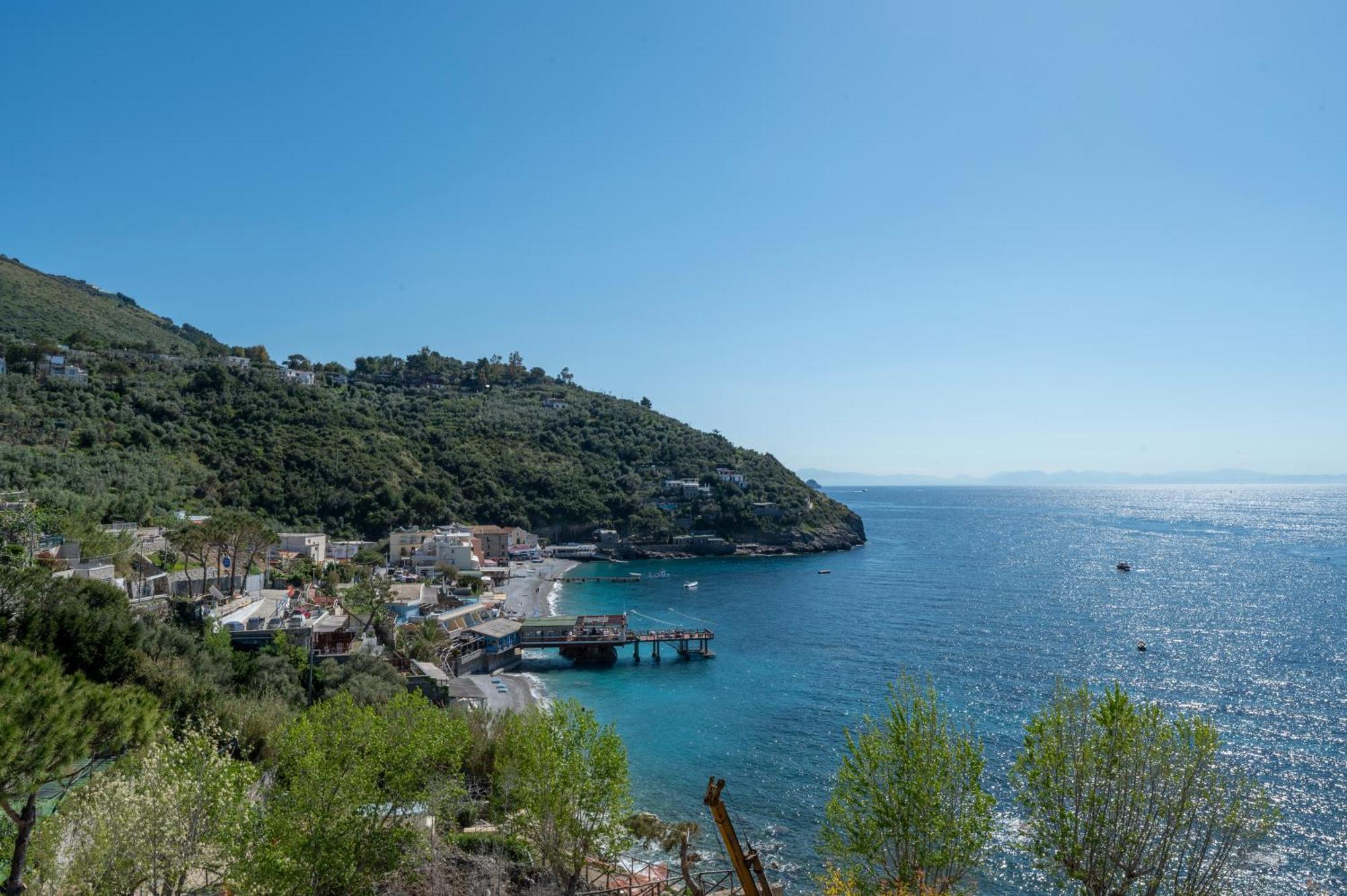 Camping Villaggio Nettuno Nerano Buitenkant foto