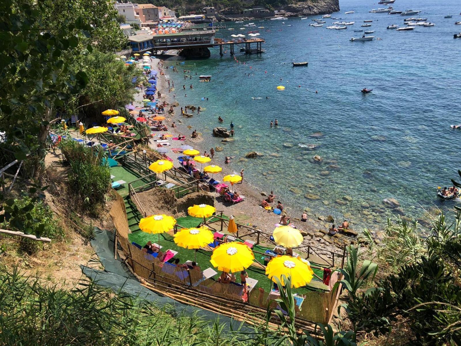 Camping Villaggio Nettuno Nerano Buitenkant foto