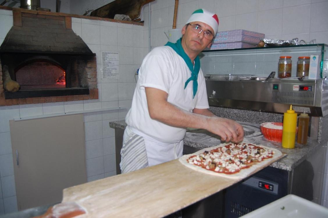 Camping Villaggio Nettuno Nerano Buitenkant foto