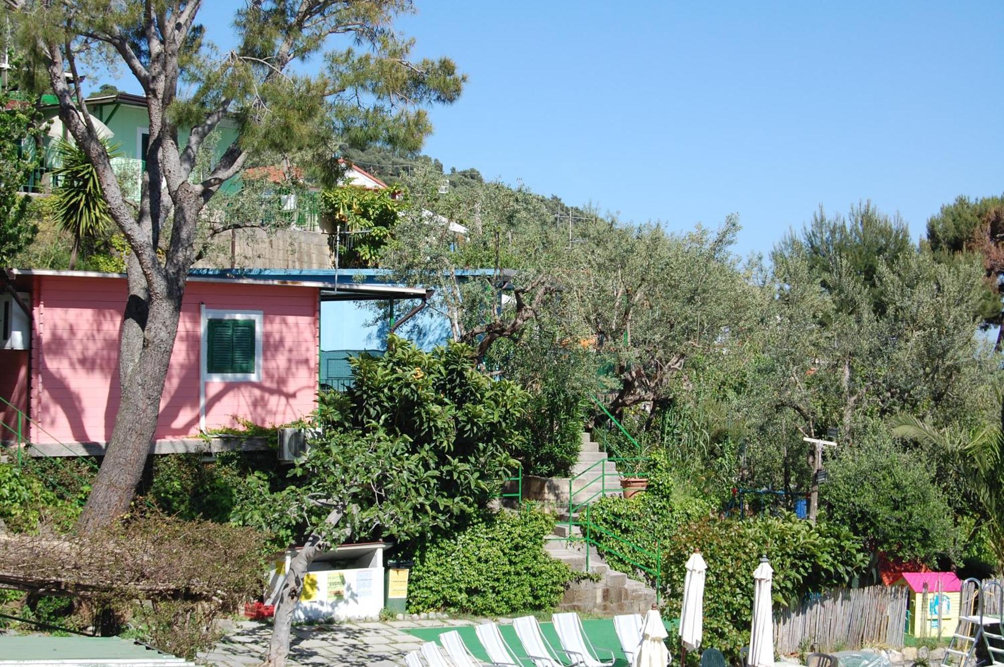 Camping Villaggio Nettuno Nerano Buitenkant foto